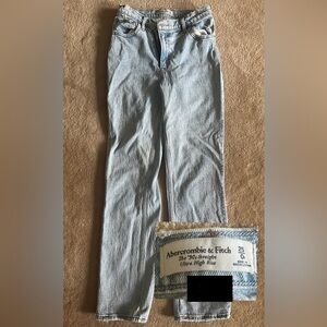Abercrombie & Fitch Light Wash Denim